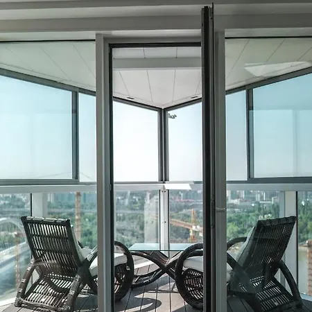 Voir Apartment Pressburg